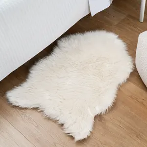 Long Vegan Fur Thick Faux Faux Sheep Skin Fuzzy Rug Fake Mink Fur Rug Home Decor Soft Aesthetic Fluffy Shag Shaggy Furry Carpet