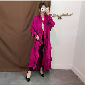 PY Gabardina Plisada Estilo Coreano Casual para Mujer, Elegante con Volantes Texturizados, Ropa Larga al por Mayor para Bazar - Product Image 6