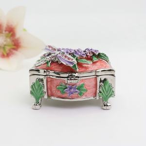 SHINNYGIFTS ручная роспись Стрекоза Цветочная эмаль ювелирные изделия шарнирная коробка для безделушек домашняя декоративная навесная коробка картонная упаковка - Product Image 2