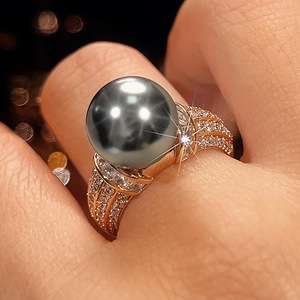 Vente en gros d'usine Toderi ZS1367, bagues en perles de coquillages de 12 mm de style nautique, de haute qualité, écologiques, en cuivre plaqué or 18 carats - Product Image 5