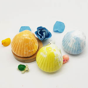 Conjunto de regalo de bombas de baño en forma de concha de colores naturales personalizados con ingredientes orgánicos personalizados - Product Image 3