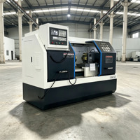 Tour CNC à lit plat CK6132, porte-outils à 4 postes, GSK/en option, tour à métaux pour l'usinage de pièces d'atelier