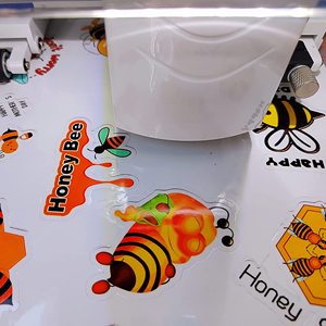 Papel Adhesivo Transparente de <span class=keywords><strong>Vinilo</strong></span> de 8.5x11 Pulgadas, Adhesivo Brillante Transparente de 216x279, Etiqueta Personalizada Mate Imprimible a Prueba de Agua para Impresora de Inyección de Tinta - Product Image 5
