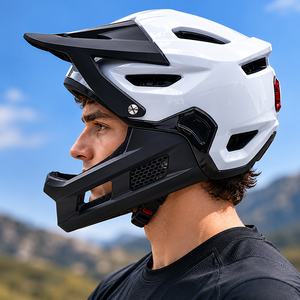 Nuevos diseños de <span class=keywords><strong>casco</strong></span> MTB para adultos y niños, <span class=keywords><strong>casco</strong></span> integral con protector de barbilla <span class=keywords><strong>desmontable</strong></span>, certificado CE, <span class=keywords><strong>casco</strong></span> de bicicleta personalizado para todas las edades. - Product Image 1