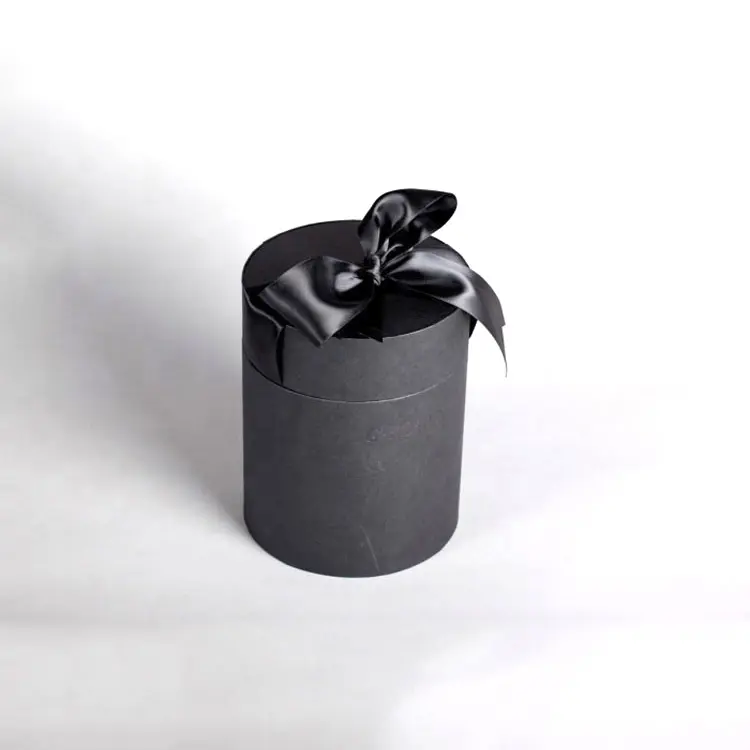 Großhandel benutzer definierte schwarze Kraft papier kleine runde Geschenks chmuck Verpackung Hutschachtel mit Band