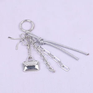 Moda tendencia bolso llavero multicolor cadena nudo colgante borla personalidad exquisito versátil esencial pequeño artículo - Product Image 6