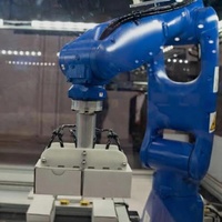 Robot de manutention Yaskawa GP7 à 6 axes, charge utile de 7 kg, portée de 927 mm, haute vitesse, contrôleur YRC100micro, précision de 0,02 mm, garantie 1 an