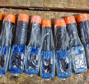 วาล์ว ZDR6DP2-4X/210YM ใหม่เอี่ยม วาล์ว ZDR6DP2-4X/210YM ของแท้ รุ่น R900483788 - Product Image 2