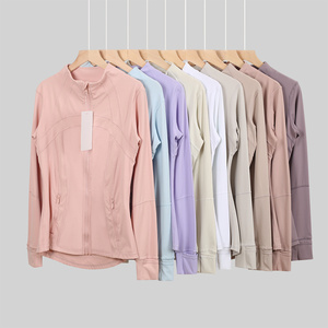 Veste de sport pour femme, respirante, légère, avec logo frontal, coupe ajustée, manches longues, grande taille, pour la course à pied et le yoga - Product Image 5