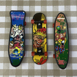 Fournisseurs Vente Pas Cher Jouet <span class=keywords><strong>Mini</strong></span> Touche Scooter Skate Board Tech Deck Plastique <span class=keywords><strong>Finger</strong></span> Skateboards - Product Image 2
