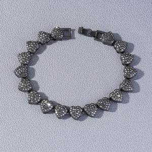 New Hiphop Style Rhinestone Heart Shaped Bracelet Light Luxury Trendy Men's and Women's Styles Alloy Bracelet Wholesale Jewelry - Product Image 5