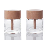 Vente en gros de flacons de parfum en verre transparent de 50 ml avec bouchon à vis et impression sur écran, emballés dans un carton, diffuseur de parfum pour voiture
