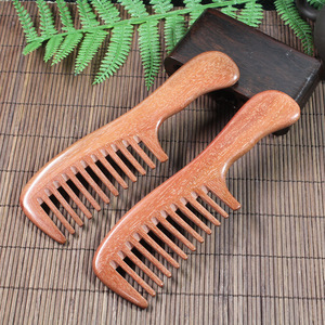 Peigne en bois de santal rouge, à dents larges, pour usage domestique, outil de coiffage et de massage des cheveux - Product Image 3