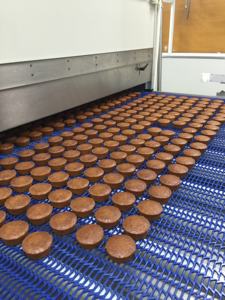 2025 New Cup Cake Wheel Cake Line Jam Filling Cake Forming <b>Machine</b> Baking Oven - Product Image 3