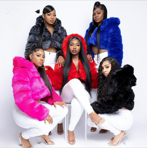 2025 femmes hiver fausse fourrure manteau recadrée bulle veste grande taille courte moto à capuche prix usine - Product Image 4