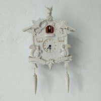 Buatan tangan gaya Eropa pola indah desain Modern listrik bertenaga baterai jam dinding gantung untuk ruang tamu