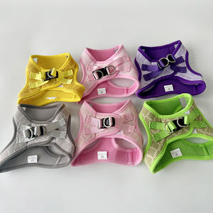 Arnés de Perro Ajustable Pequeño de Lujo Personalizado para Invierno, para Pasear al Perro al Aire Libre - Product Image 2