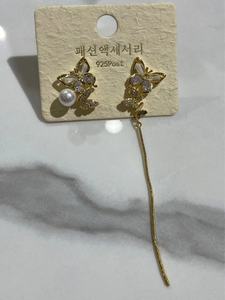 Orecchini Pendenti a Farfalla Placcati Oro con Cristalli e Strass, Gioielli Romantici da Festa per Donne - Product Image 3