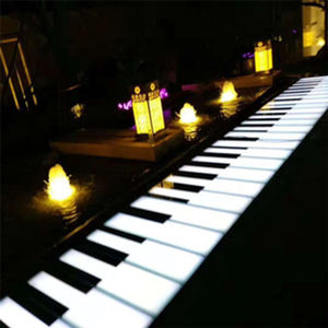 Lampada da terra a LED per pavimento a pavimento con luce a gradino sul parco di rilevamento della gravità quadrato colorato RGB induzione lampada da terra a palcoscenico - Product Image 5