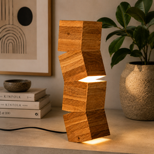 Lámpara de Mesa LED Minimalista de Madera Maciza, Luz Ambiental Artística de Madera para Interiores Contemporáneos y de Hostelería - Product Image 1