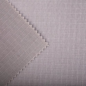 Delantal de tela laminada ligera con revestimiento de TPU transpirable 600D, termoplástico de superficie de rejilla cuadrada degradable personalizado para mesa y coche - Product Image 1