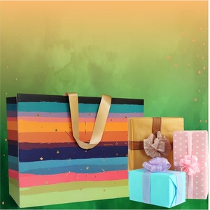 Bolsa de Compras Reutilizable, Laminada, No Tejida, con Diseño Atractivo, en Promoción - Product Image 2