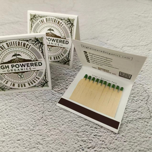 Il libro di carta fresco verde personalizzato corrisponde al Matchbook come regali di promozione abbina i colori vendita calda scatola di <span class=keywords><strong>fiammiferi</strong></span> sottile di carta marrone - Product Image 1