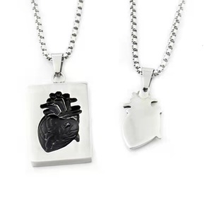 Collar de acero inoxidable con forma de corazón para parejas, colgante de corazón de telesiología creativa inspirada en <span class=keywords><strong>Rock</strong></span> para amantes, novedad - Product Image 3