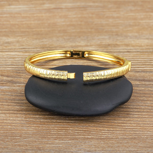 Trendy Delicate Unisex 18K Gold Plated Hypoallergenic Zircon Geometric Clasp HR Bangle Birthday Gift - Product Image 4