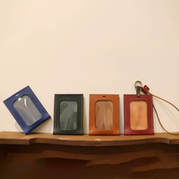 Porte-badge en cuir PU vintage, étui de carte d'identité portable, étui de carte de luxe pour ami