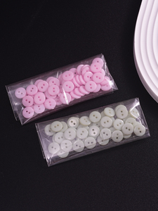 Kích Thước Nhỏ Phim Hoạt Hình Vòng Quần Áo Nhựa Nút 2-Lỗ Trang Trí May Mặc Nút Cho Trẻ Em Của Dệt Kim Cardigan & Dresses - Product Image 6