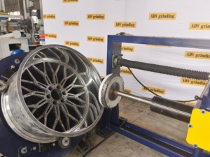 Machine de polissage de jantes de roues en alliage de <span class=keywords><strong>voiture</strong></span> et de camion lourd de haute qualité au <span class=keywords><strong>meilleur</strong></span> prix - Product Image 4