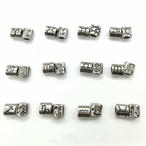 Perline Zodiacali Antiche in Tono Argento, Charm con Foro per Bracciali Europei - Product Image 1