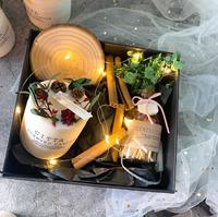 Großhandel Romantisches Luxus Handgemachtes Duftkerzen-Geschenkset aus Sojawachs für Neujahr und Hochzeit, Säulenkerzen zur Raumbeduftung