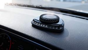 מפזר ארומתרפיה לרכב עם מספרים משולבים, מופעל על ידי אנרגיה סולארית, ללא ריח, מסתובב, עשוי פלסטיק. - Product Image 4