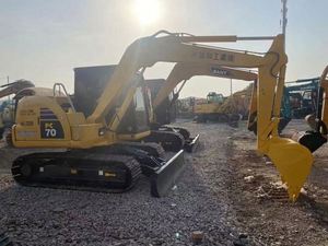รถขุดตีนตะขาบโคมาสึมือสอง รุ่น PC70 7 ตัน ได้รับการรับรองมาตรฐาน CE พร้อมบุ้งกี๋ นำเข้าจากญี่ปุ่น - Product Image 3