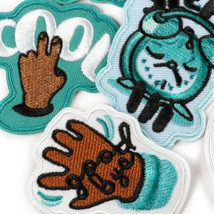 Patch brodé thermocollant avec mots anglais – Cool et élégant pour vêtements, chapeaux, décoration, cadeau - Product Image 5