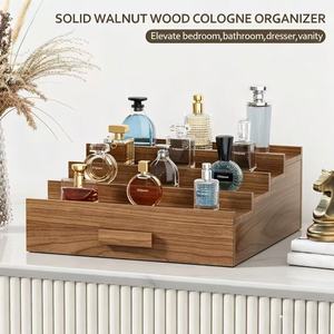Estante de Almacenamiento de Madera de 3 Niveles, Organizador de Cosméticos de Madera Maciza con Cajón Oculto, Expositor de Escritorio para Perfumes, Maquillaje y Joyería - Product Image 4