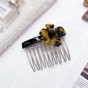 Pinzas de Pelo de Acetato Duraderas y Sencillas con Diseño de Flor para el Día de San Valentín - Product Image 2