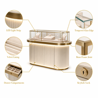 Vitrine de présentation de bijoux en bois et verre personnalisée avec éclairage LED pour les magasins de bijoux en gros