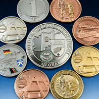 Fabricant sur mesure de pièces de monnaie métalliques plaquées argent, vente en gros, fabricant professionnel de pièces en cuivre exquises pour équipes scolaires et sportives