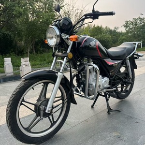 Moto Honda <span class=keywords><strong>125cc</strong></span> Standard : Légère, maniable et prête pour les trajets urbains – Moto de rue pour la ville, Motos à essence - Product Image 4