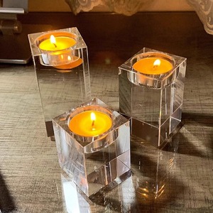 Honneur de <span class=keywords><strong>cristal</strong></span> pièce maîtresse transparente bougeoir <span class=keywords><strong>cristal</strong></span> Lucite Table <span class=keywords><strong>chandelier</strong></span> pour <span class=keywords><strong>d</strong></span>écor de fête de mariage - Product Image 2