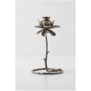 Support de bougie décoratif en métal haut de gamme avec motif ajouré contemporain pour des accents de luxe dans la maison - Product Image 2