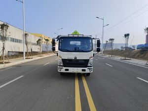 Valla lateral alta del vehículo de transporte del cilindro de gas peligroso alimentado por diésel Sinotruk <span class=keywords><strong>Hero</strong></span> 4x2 (emisión Euro 3-6 para especial - Product Image 2