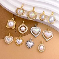 Collier en forme de cœur avec fausses perles électroplaquées, accessoire pour femme, style élégant pour le bureau, simple et vintage