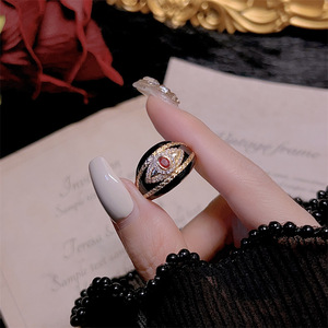 Stile Vintage di alta qualità anello di <span class=keywords><strong>dio</strong></span> occhio fascia di lusso con smalto nero regolabile in rame dalla fabbrica di gioielli - Product Image 2