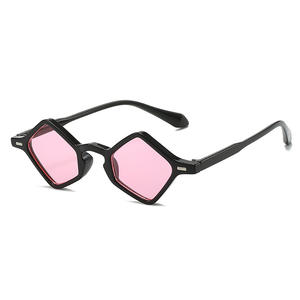 Nouvelles Lunettes de Soleil Carrées à Monture Fine 2024, Verres UV400 Personnalisés, Style Hip-hop, Légères et Confortables, Fabriquées en Matière PC - Product Image 3