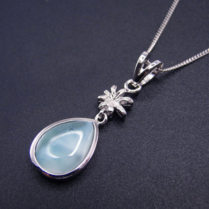 Collar con Colgante de Larimar, Piedra Preciosa Azul Dominicana, Plata de Ley 925, Venta al por Mayor - Product Image 4