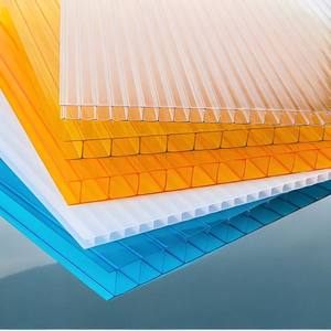 Feuilles de polycarbonate transparentes de 10 millimètres panneaux de serre en <span class=keywords><strong>plastique</strong></span> de conception moderne pour une utilisation en extérieur pour les pare-soleil de toits de parc - Product Image 1
